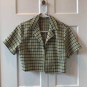 Brandy Melville/John Galt Women’s green cropped flannel